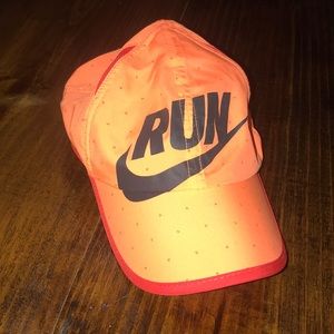 Nike Accessories - Nike Dri-fit Featherlight Hat Nike Accessories - Nike Dri-fit Featherlight Hat